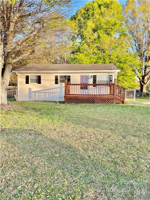 Property image 2 at 2820 Gail Avenue, Gastonia, NC 28052