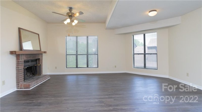 Property image 4 at 8093 Cedar Glen Drive, Charlotte, NC 28212