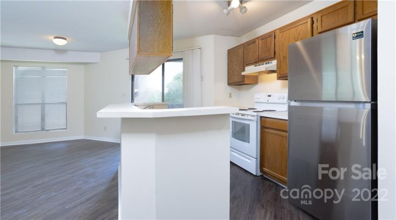 Property image 5 at 8093 Cedar Glen Drive, Charlotte, NC 28212