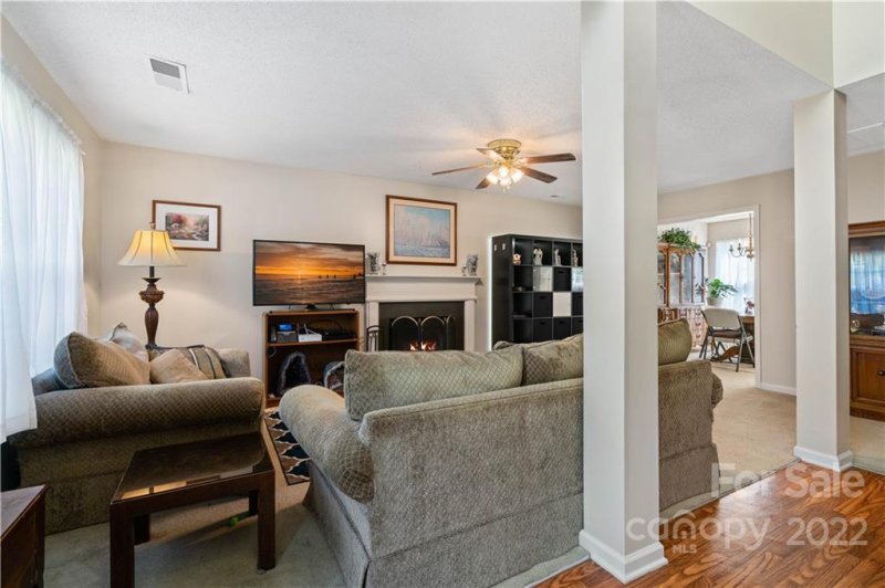 Property image 4 at 6103 Patric Alan Court, Charlotte, NC 28216