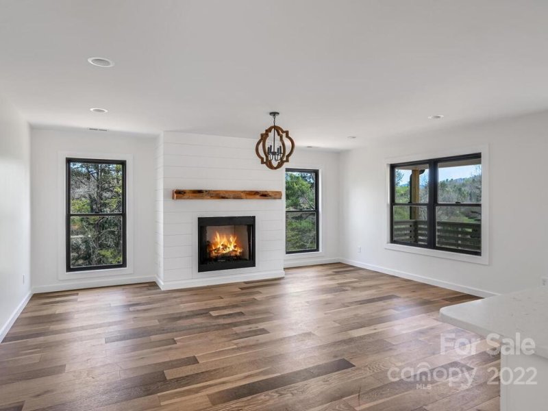 Property image 4 at 25 Snooks Path, Mars Hill, NC 28754