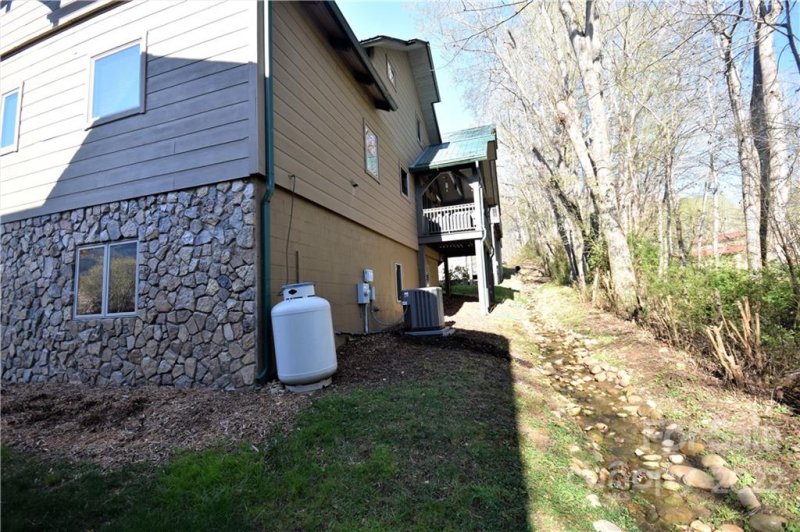 Property image 4 at 649 Panoramic Loop, Maggie Valley, NC 28751