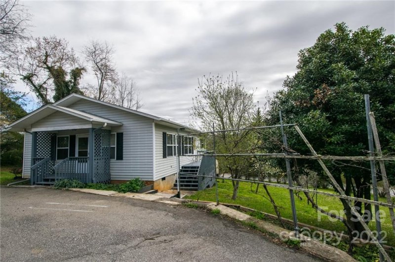 Property image 3 at 16 Wilson Creek Drive, Asheville, NC 28803