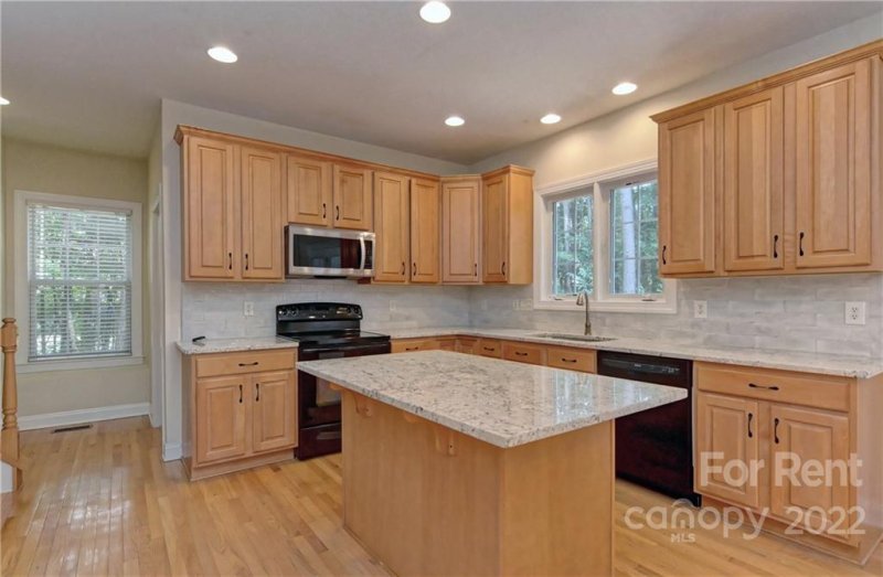 Property image 3 at 10496 Gunnison Lane, Charlotte, NC 28277