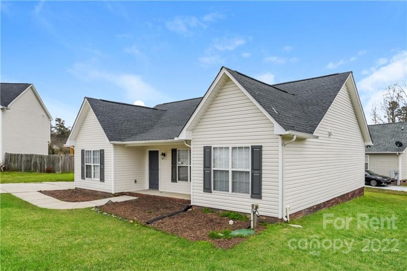 Property image 2 at 2932 Ireton Place, Kannapolis, NC 28083