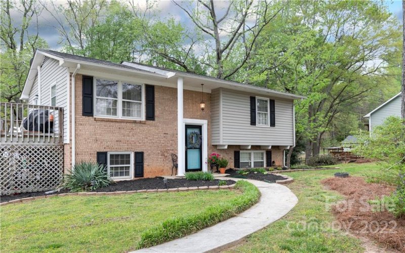Property image 2 at 208 Fox Run Drive, Fort Mill, SC 29715