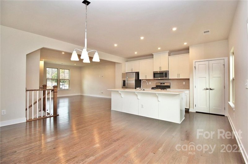 2005 Birchside Drive