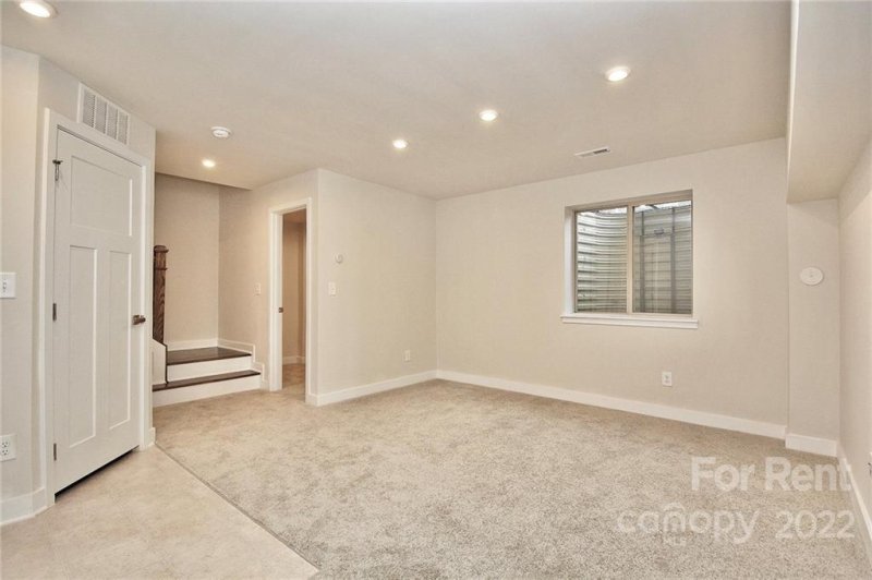 Property image 3 at 2005 Birchside Drive, Charlotte, NC 28205