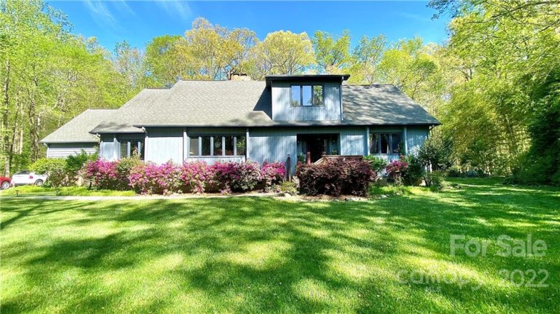 Property image 2 at 1717 Woodberry Road, Charlotte, NC 28212