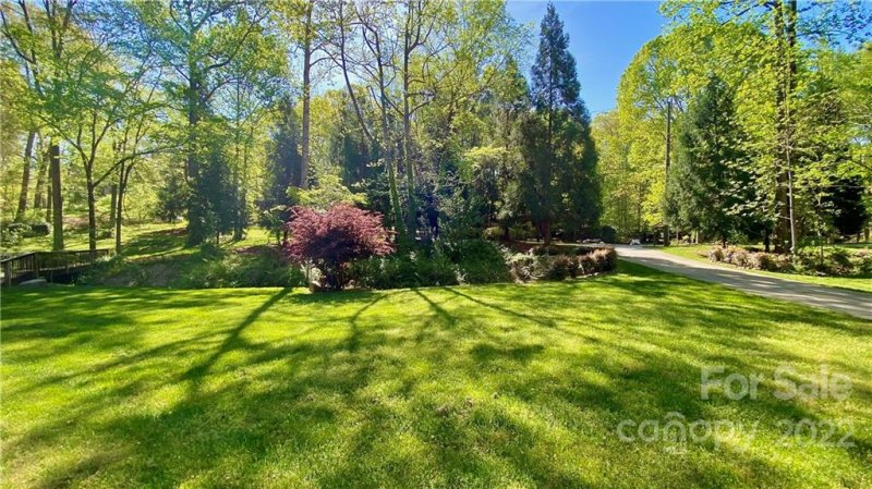 Property image 3 at 1717 Woodberry Road, Charlotte, NC 28212