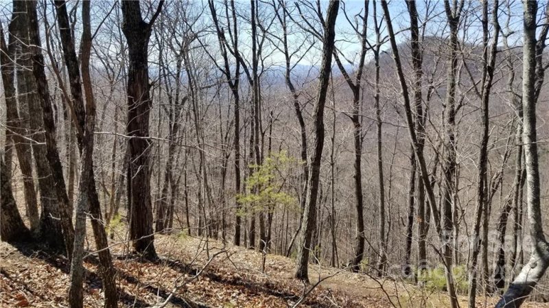 27 Mountain Lookout Drive