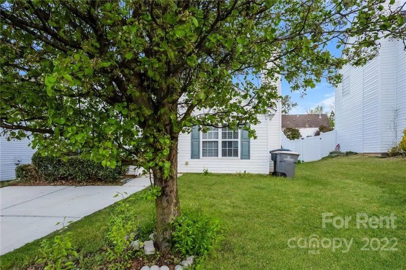 Property image 3 at 182 Fairmont Circle, Kannapolis, NC 28083