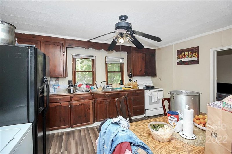 Property image 4 at 201 Atkinson Drive, Charlotte, NC 28214