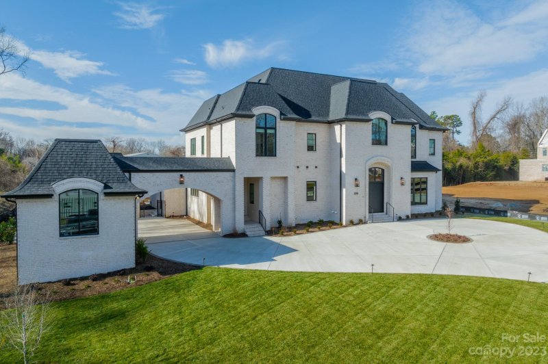 Property image 3 at 8018 Litaker Manor Court, Charlotte, NC 28270