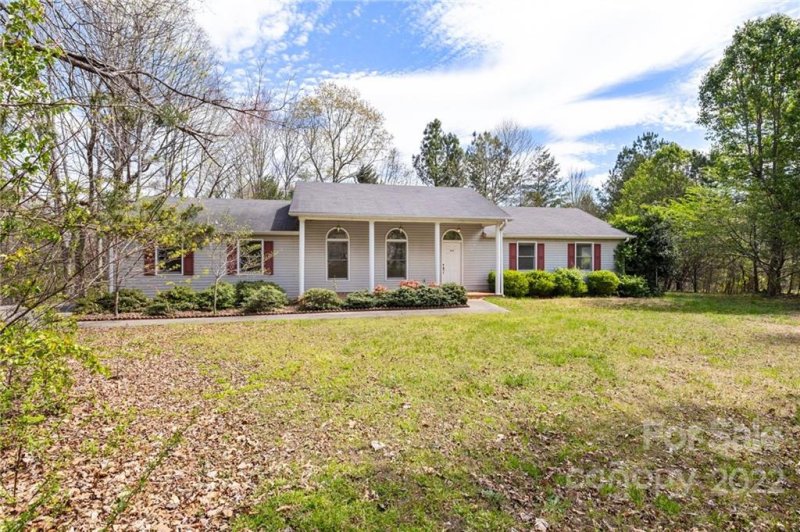 Property image 3 at 383 Woody Circle, Tryon, NC 28782