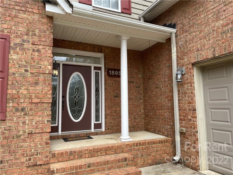 Property image 2 at 1895 Lynmore Drive, Sherrills Ford, NC 28673