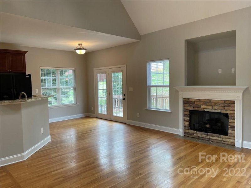 Property image 3 at 1895 Lynmore Drive, Sherrills Ford, NC 28673