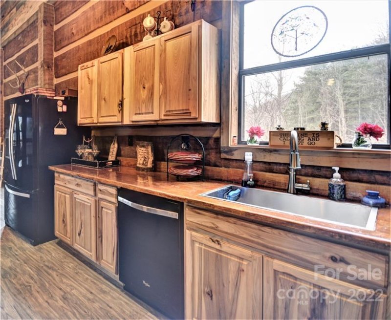 Property image 2 at 120 Spotted Fawn Lane, Waynesville, NC 28785