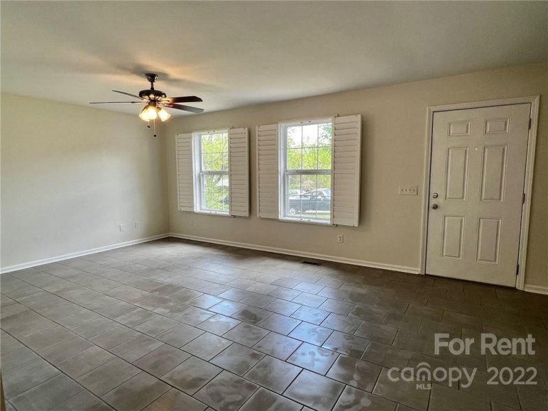 Property image 2 at 926 Polk Street, Charlotte, NC 28206
