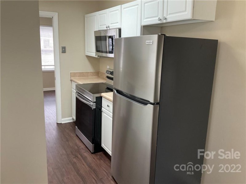 Property image 2 at 3909 Woodbriar Trail, Charlotte, NC 28205