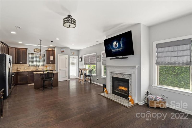 Property image 4 at 109 Damsire Court, Mooresville, NC 28115