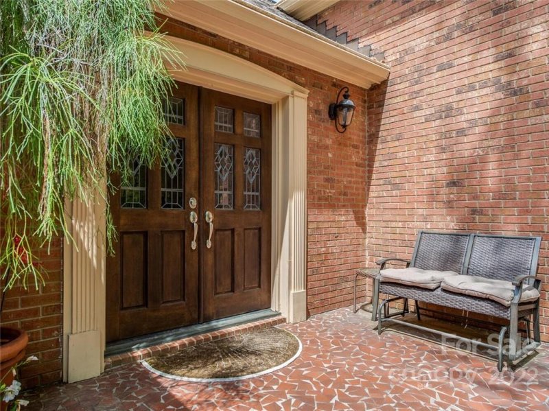 Property image 3 at 3700 Chevington Road, Charlotte, NC 28226