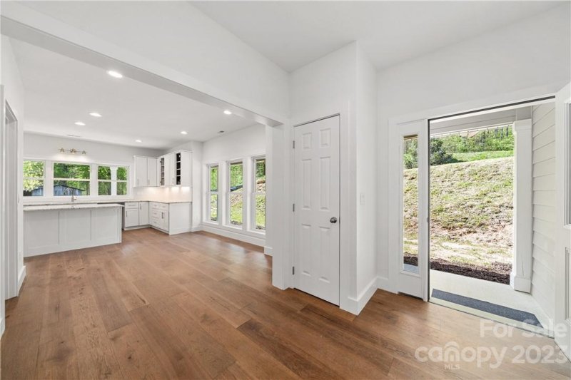 Property image 4 at 17 Tumbling Water Trail, Maggie Valley, NC 28751