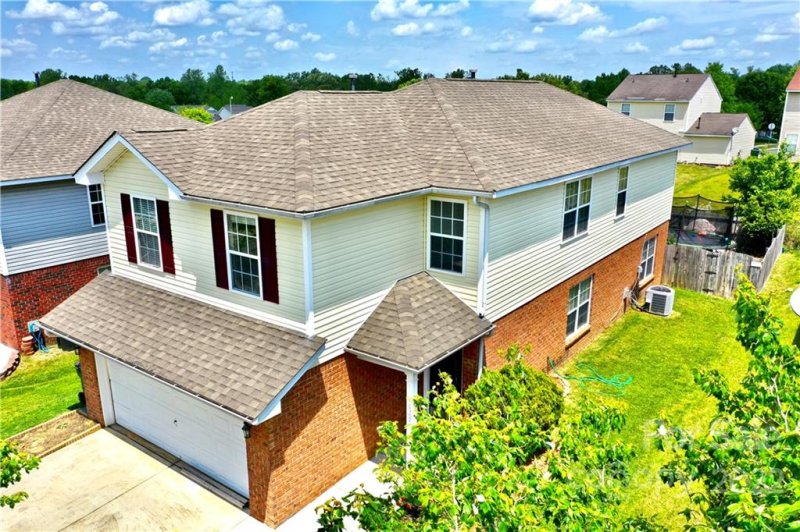 Property image 3 at 7028 Bullock Drive, Charlotte, NC 28214