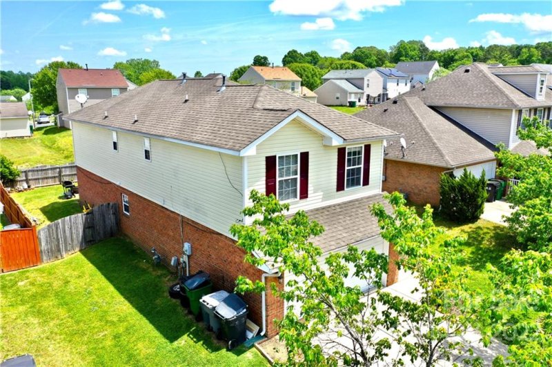 Property image 4 at 7028 Bullock Drive, Charlotte, NC 28214