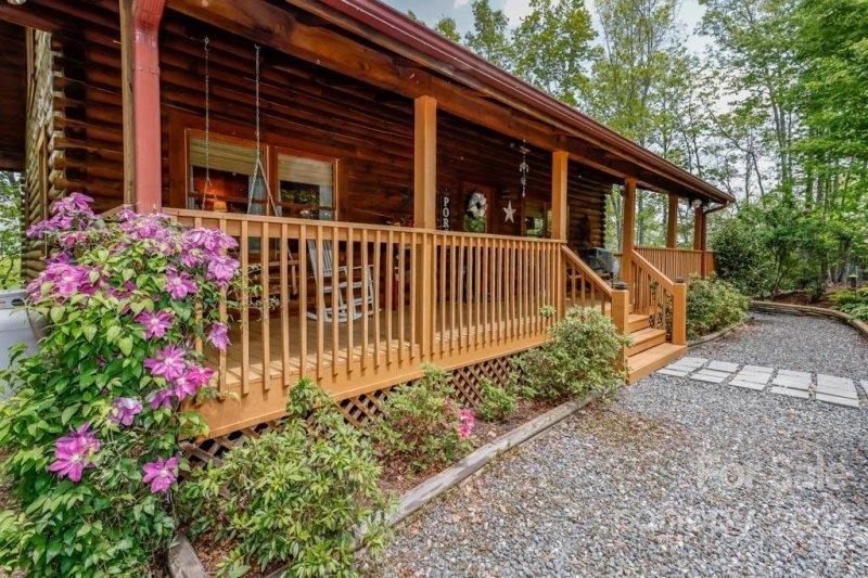 Property image 3 at 227 Sweetbriar Road, Lake Lure, NC 28746