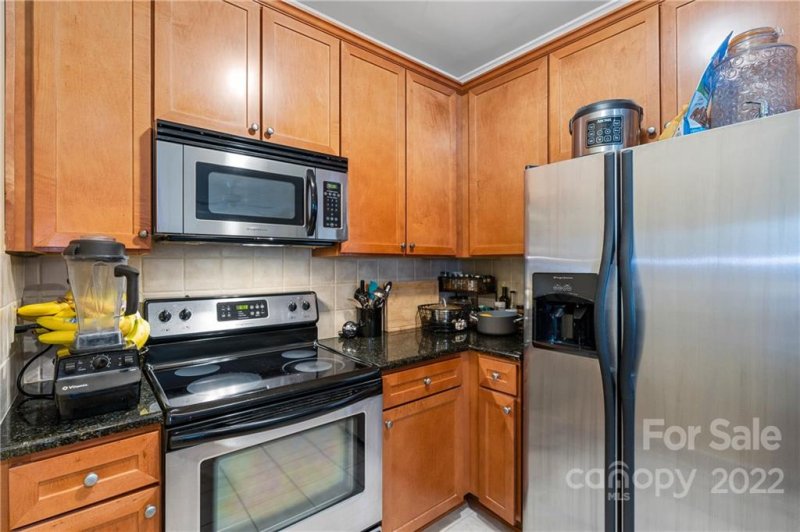 Property image 4 at 9 Kenilworth Knoll, Asheville, NC 28805