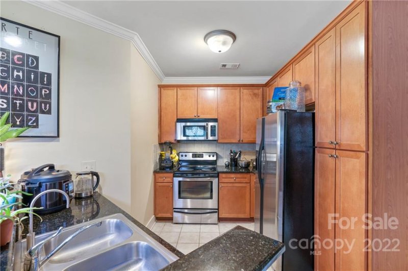 Property image 5 at 9 Kenilworth Knoll, Asheville, NC 28805