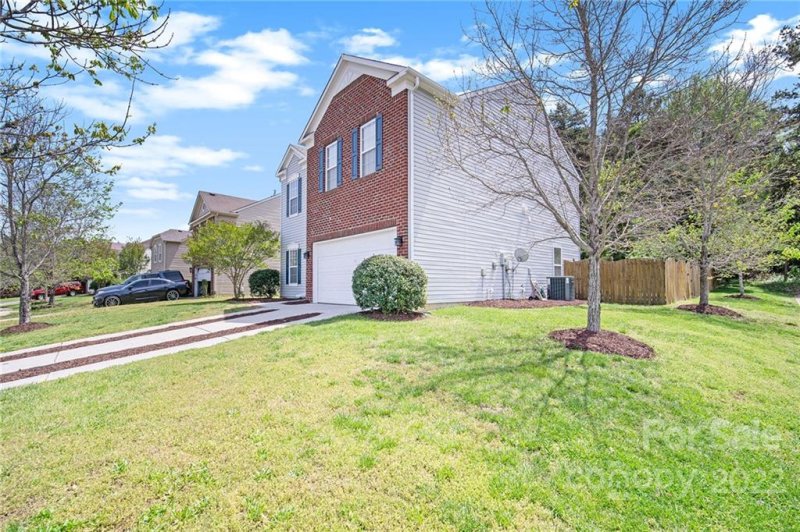 Property image 2 at 14227 Hartwell Farm Drive, Charlotte, NC 28278