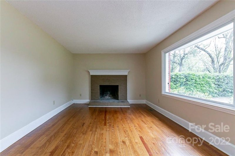 Property image 3 at 5408 Maplewood Lane, Charlotte, NC 28227