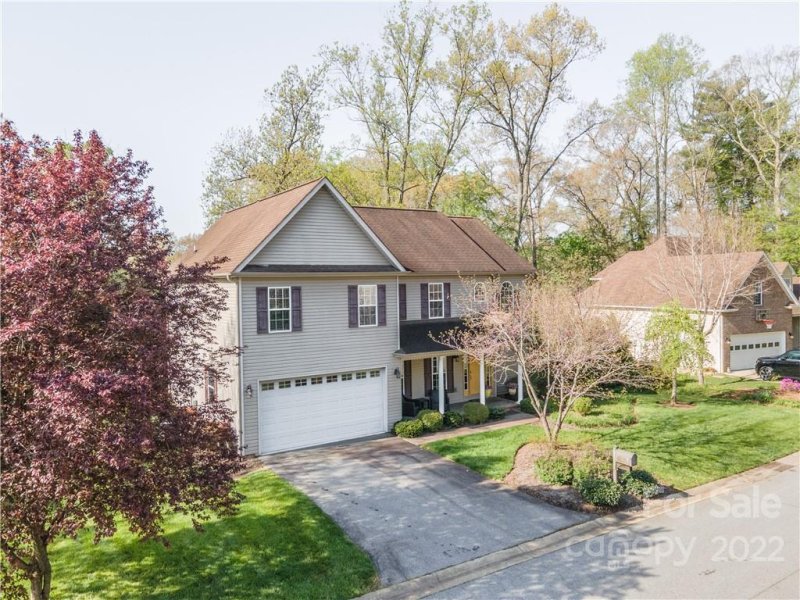 Property image 2 at 46 Helen Holcombe Way, Candler, NC 28715