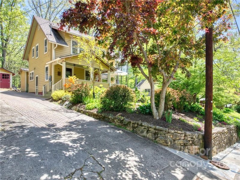 Property image 2 at 42 Westover Drive, Asheville, NC 28801