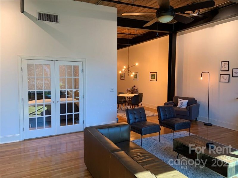 Property image 4 at 310 Arlington Avenue, Charlotte, NC 28203