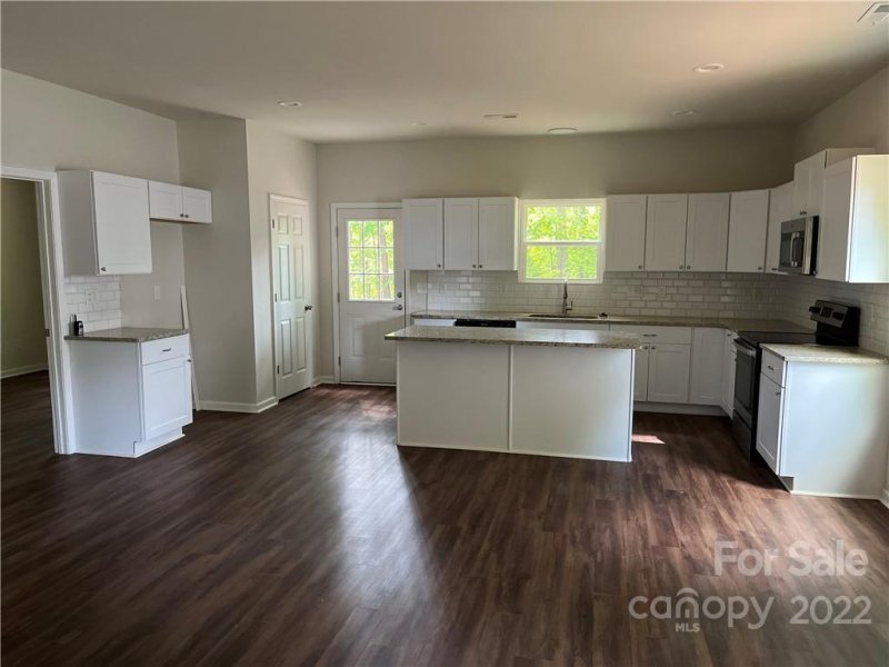 Property image 3 at 2335 Juniper Drive, Charlotte, NC 28269