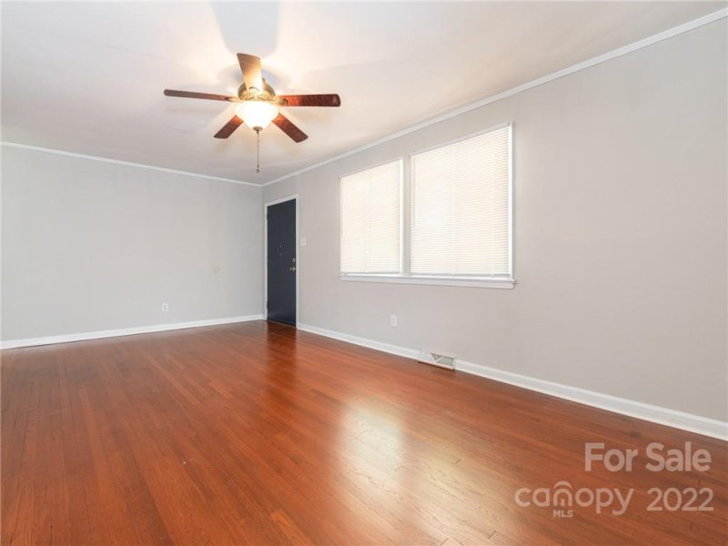 Property image 2 at 3122 Marlborough Road, Charlotte, NC 28208