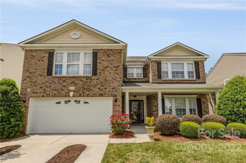 14024 Lawrence Farm Lane