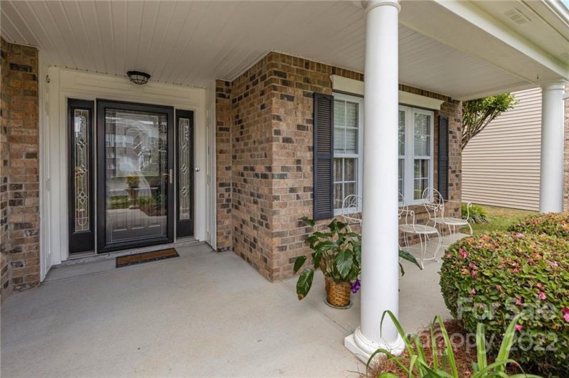 Property image 3 at 14024 Lawrence Farm Lane, Charlotte, NC 28278