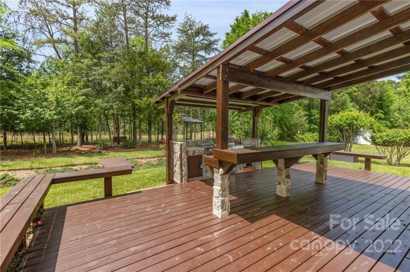 Property image 5 at 14024 Lawrence Farm Lane, Charlotte, NC 28278