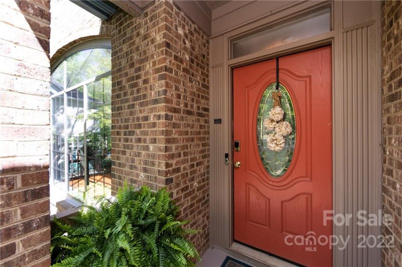 Property image 3 at 7130 Essington Drive, Charlotte, NC 28270
