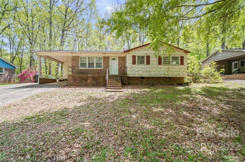 Property image 2 at 1206 Northwoods Drive, Kings Mountain, NC 28086