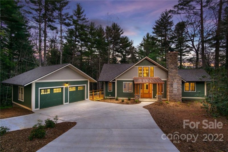 Property image 3 at 44 Hawberry Court, Asheville, NC 28805