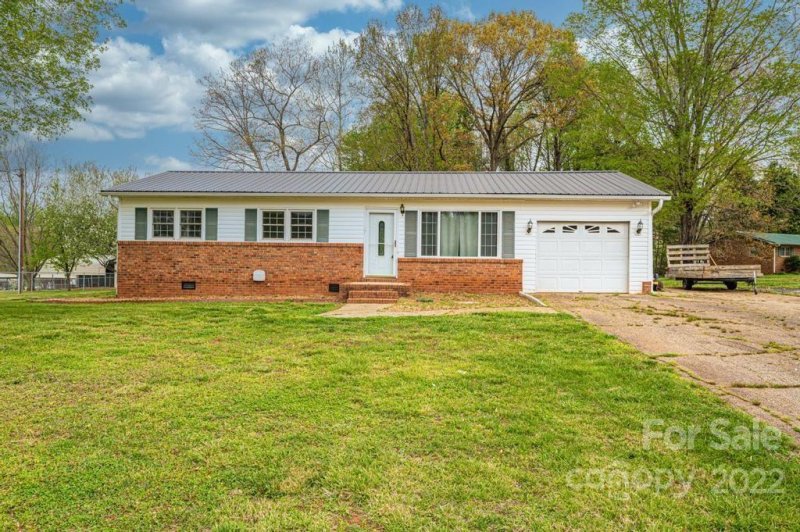Property image 3 at 174 Crosswhite Lane, Statesville, NC 28625