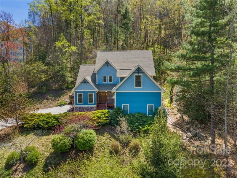 Property image 4 at 64 Village Pointe Lane, Asheville, NC 28803