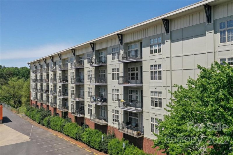 Property image 5 at 1101 W 1st Street, Charlotte, NC 28202