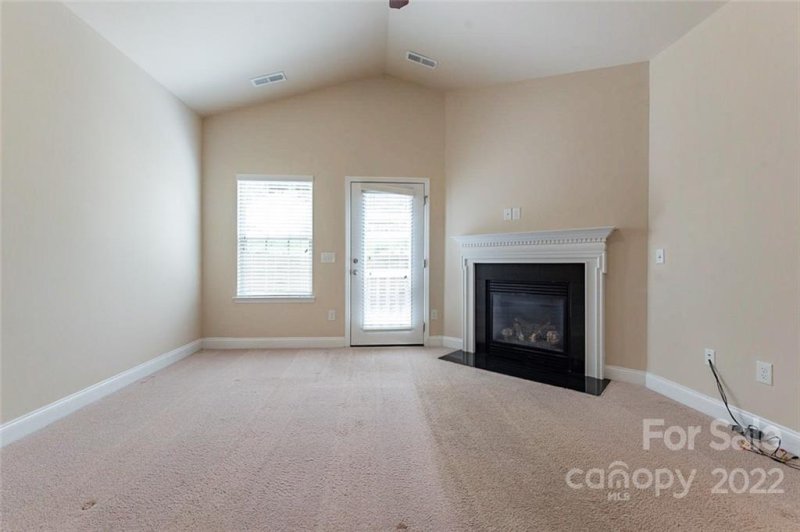 Property image 4 at 696 Winding Branch Road, Rock Hill, SC 29732