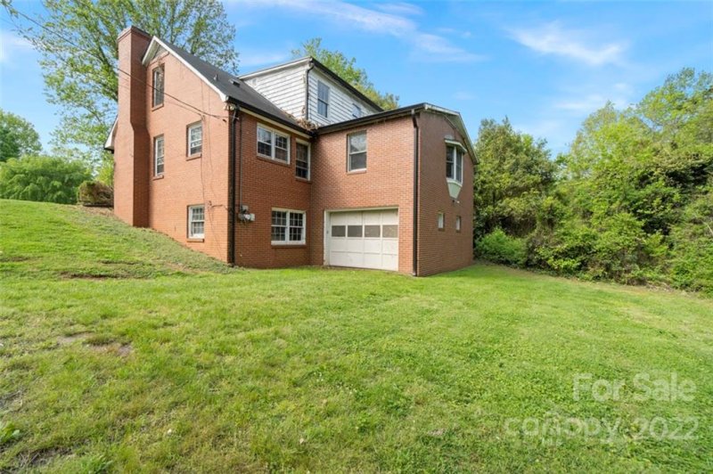 Property image 4 at 476 Summit Avenue, Statesville, NC 28677